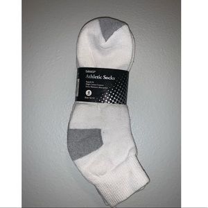 MENS WHITE SOCKS